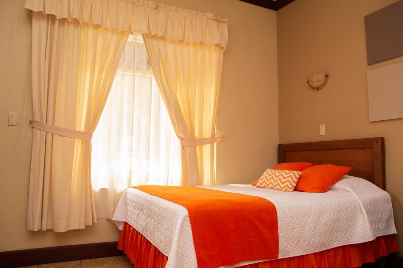 Resort Y Parque Acuatico Valle Dorado El Rosario エクステリア 写真
