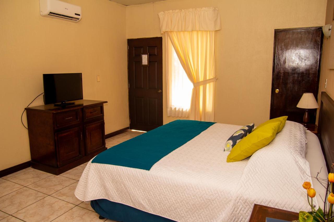 Resort Y Parque Acuatico Valle Dorado El Rosario エクステリア 写真