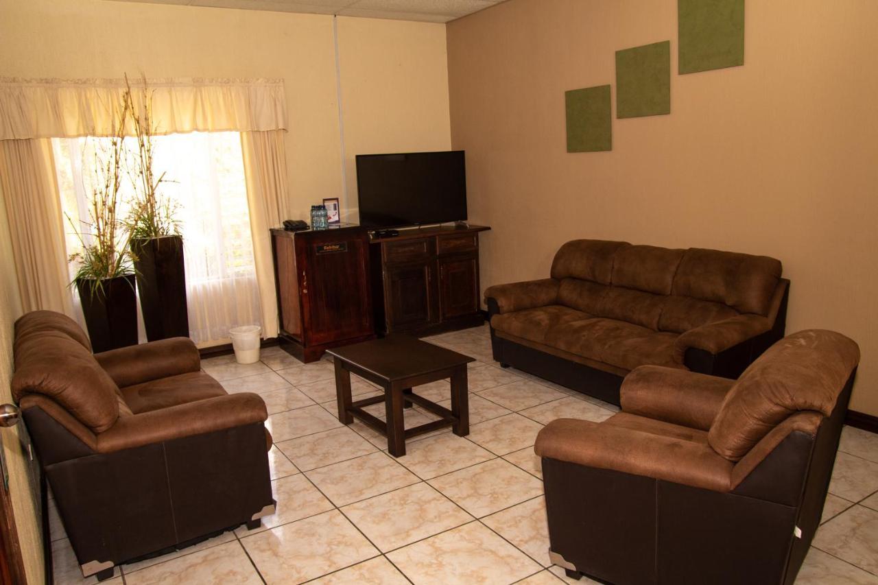 Resort Y Parque Acuatico Valle Dorado El Rosario エクステリア 写真