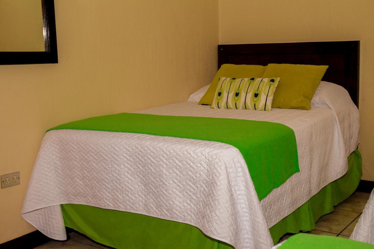 Resort Y Parque Acuatico Valle Dorado El Rosario エクステリア 写真