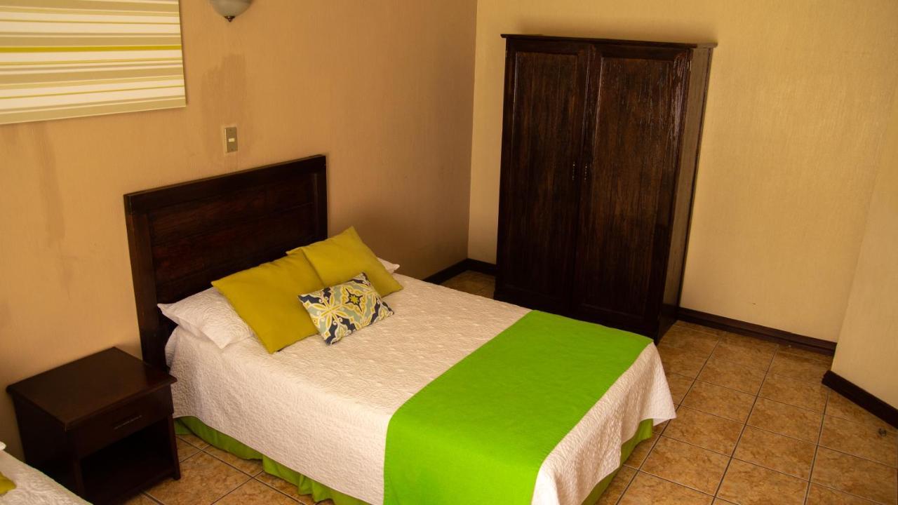 Resort Y Parque Acuatico Valle Dorado El Rosario エクステリア 写真