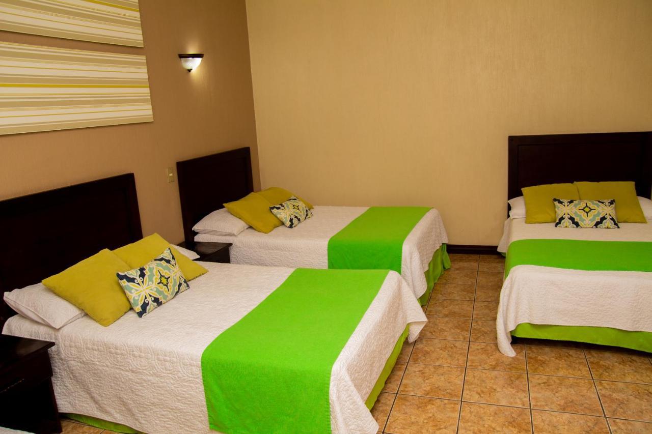 Resort Y Parque Acuatico Valle Dorado El Rosario エクステリア 写真