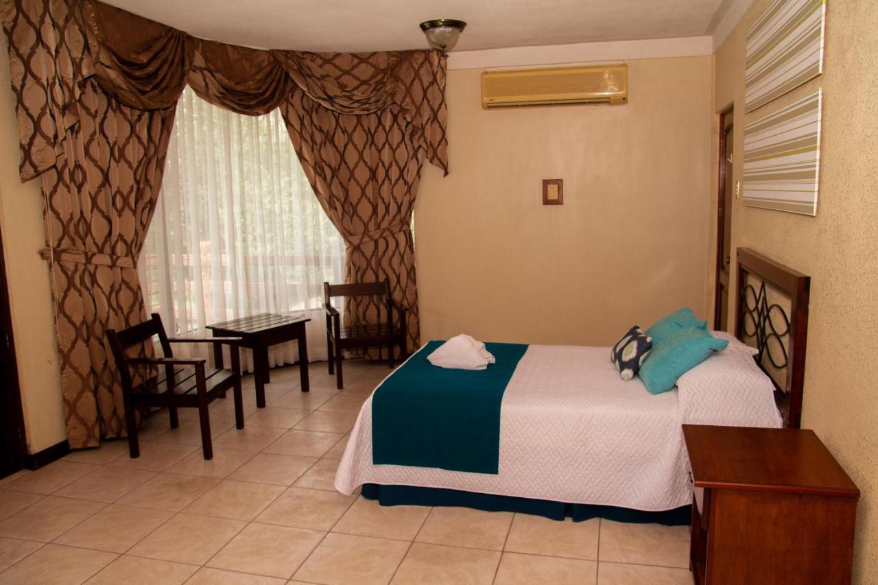 Resort Y Parque Acuatico Valle Dorado El Rosario エクステリア 写真