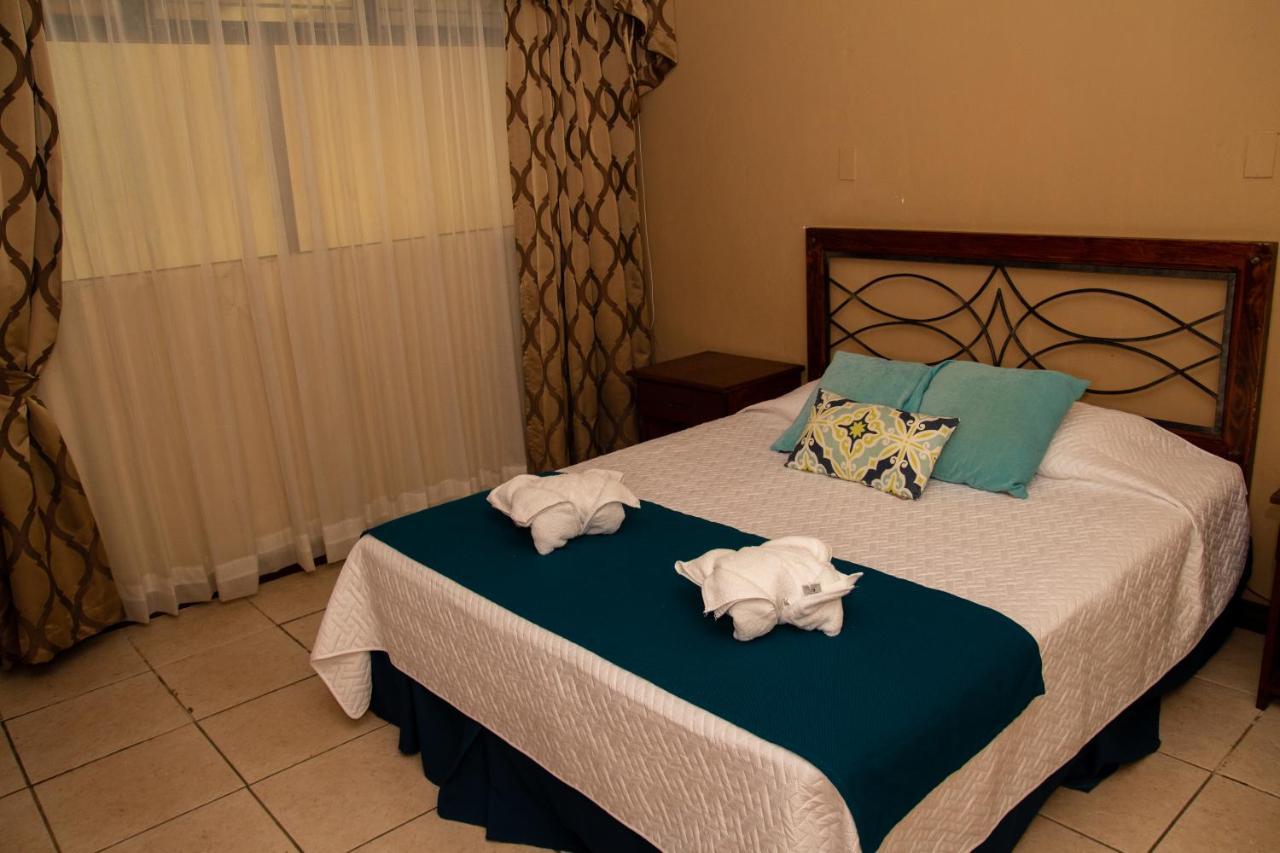 Resort Y Parque Acuatico Valle Dorado El Rosario エクステリア 写真